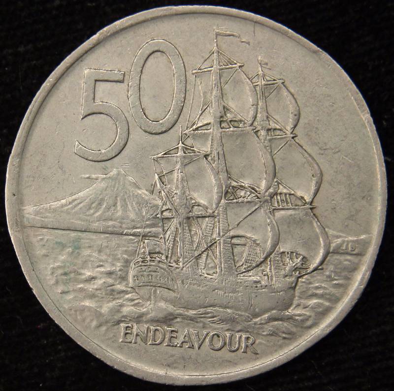 lot 43 image: 1967 NEW ZEALAND HALF DOLLAR VF