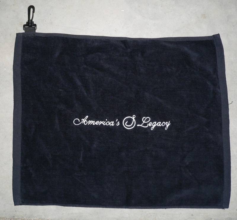 lot 23 image: 10 fishinggolfing towels - velour ...
