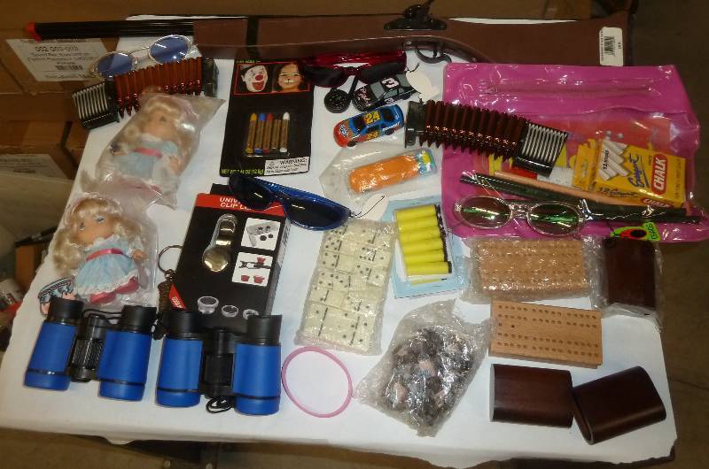 lot 112 image: toy lot , precious moments dolls, d...