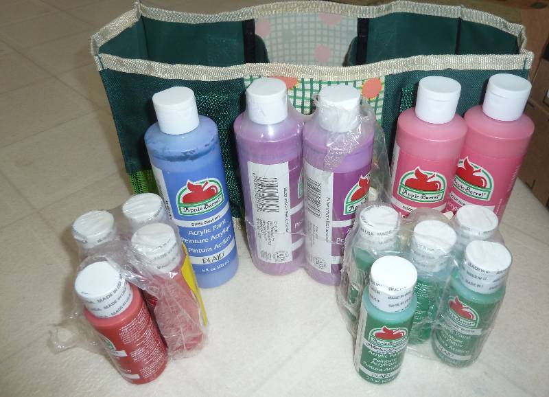 lot 143 image: lot of 14 crafters paints, 9 are 2 ...