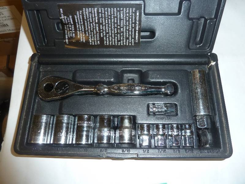 lot 146 image: new O-Ratchet set...