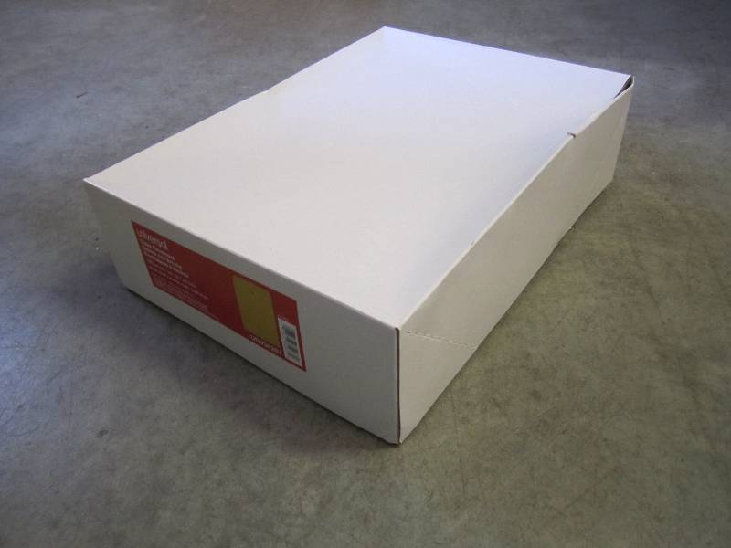 lot 6 image: Box of 100 10x13 clasp envelopes b...