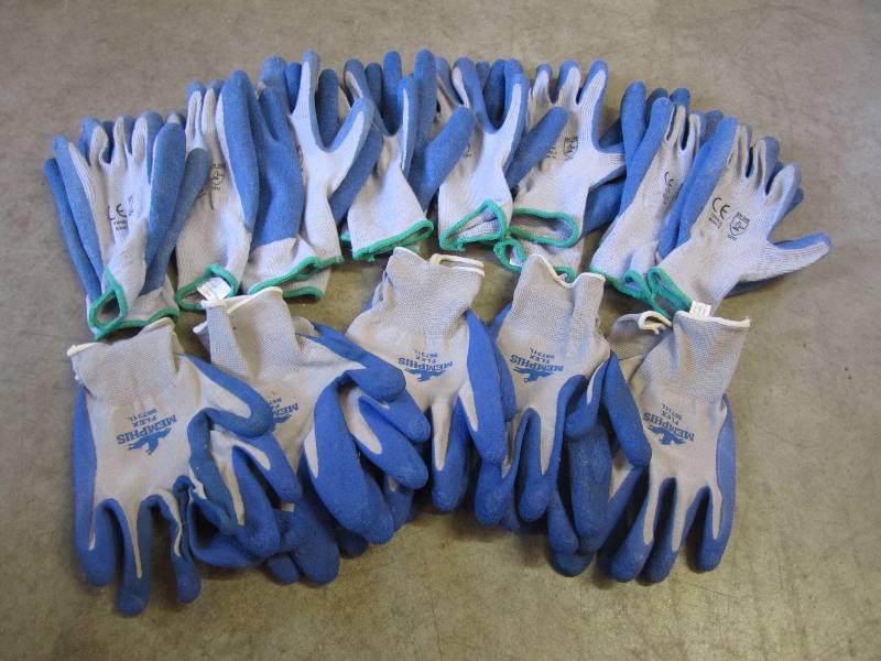 lot 120 image: Lot of 13 pairs rubber coated work ...