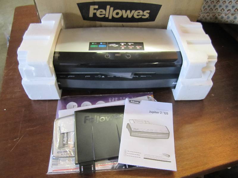 lot 134 image: Fellowes Jupiter 2 - 125 Office Lam...