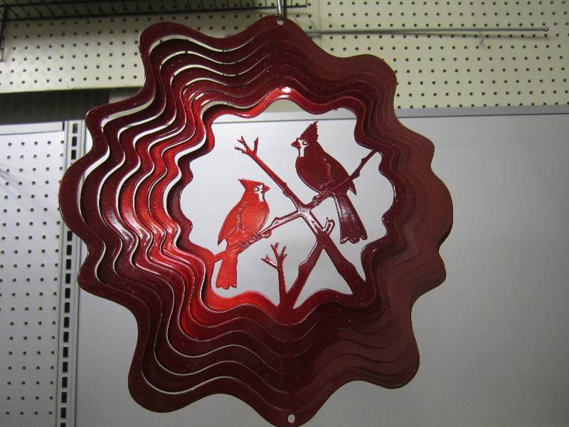 lot 174 image: Metal wind spinner. Birds...