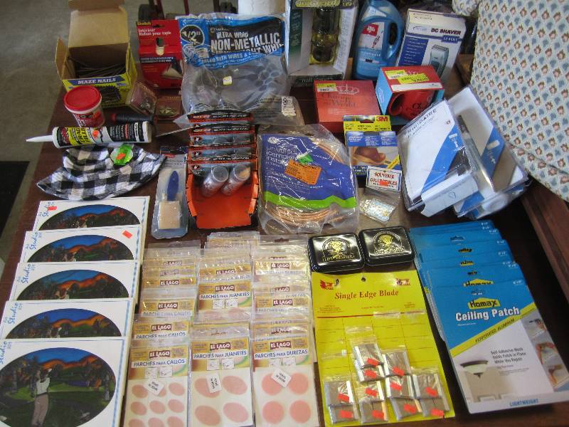 lot 196 image: Large lot of misc items. Some good ...