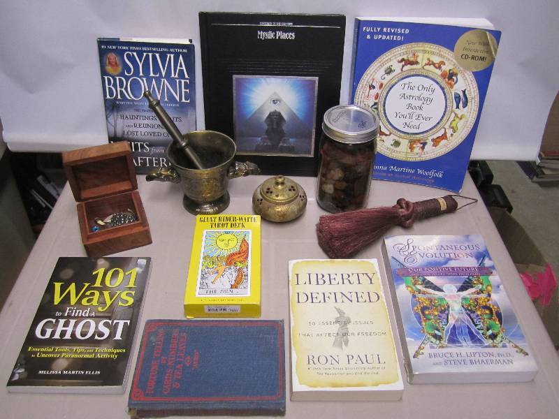 lot 206 image: Lot of misc items books brassbronz...