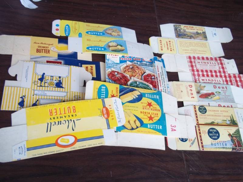 lot 51 image: Lot of Butter Boxes