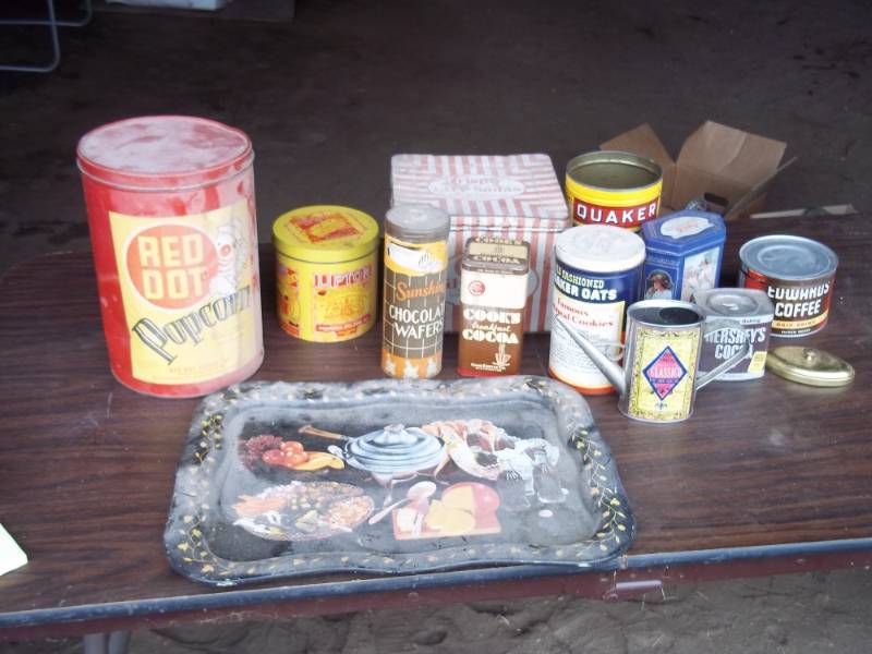 lot 62 image: Lot of Collectible tins including Red Hot Popcorn,  Quaker oats, etc