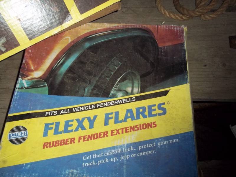 lot 92 image: Flex Flares Fender Extensions
