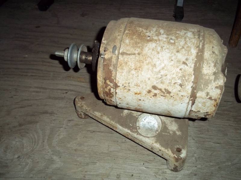 lot 96 image: Electric Motor