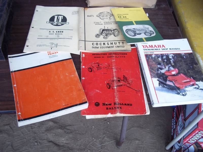 lot 107 image: Tractor Manuals