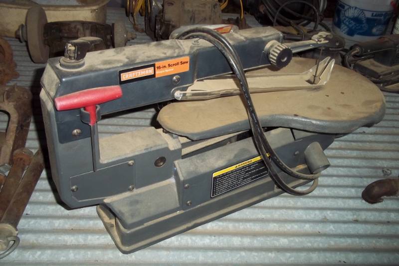 lot 164 image: Craftsman 16 in scroll saw