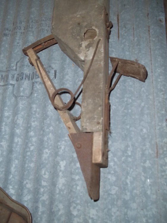 lot 172 image: Antique Potato Planter