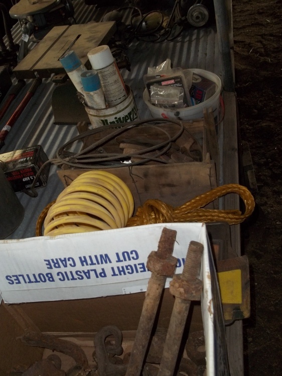 lot 182 image: Lot of assorted hardware, air hose, etc