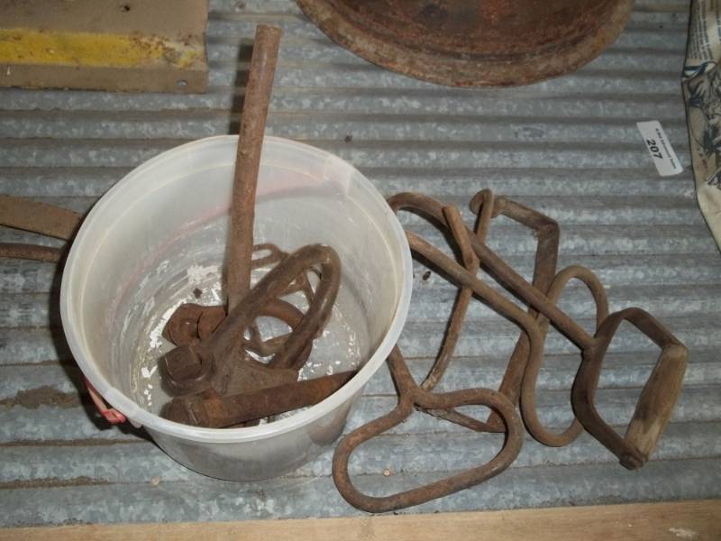 lot 209 image: Misc containing hay hooks