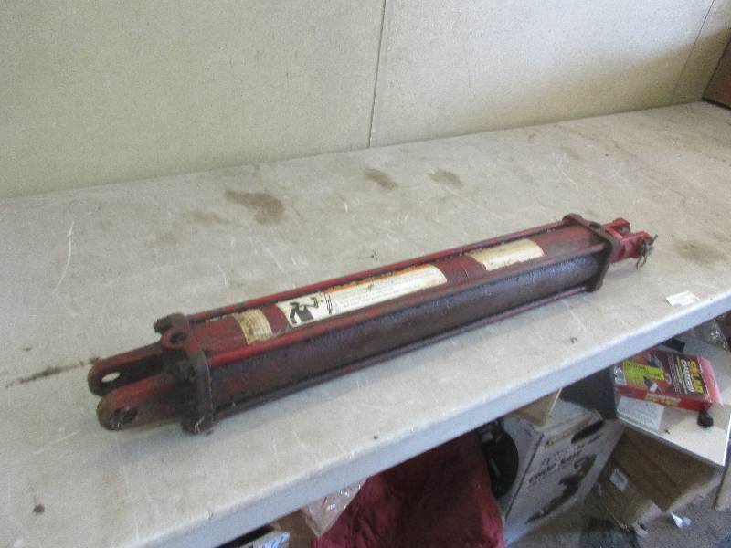 Hydraulic cylinder
