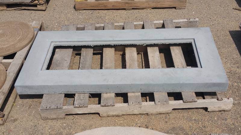 lot 21 image: Rectangle Concrete Table  Bench Top