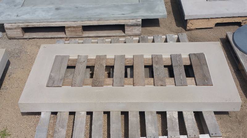 lot 23 image: Rectangle Concrete Table w Reclaimed Pallet Insert