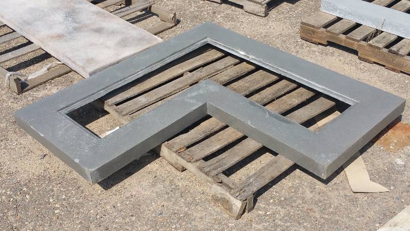 lot 40 image: Right Angle Concrete Table Top  Outdoor Kitchen