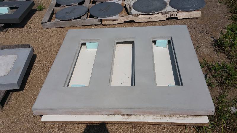 lot 43 image: Large Triple Insert Concrete Table Top