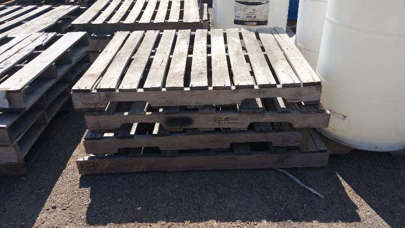 lot 60 image: (4) Four Wood Pallets
