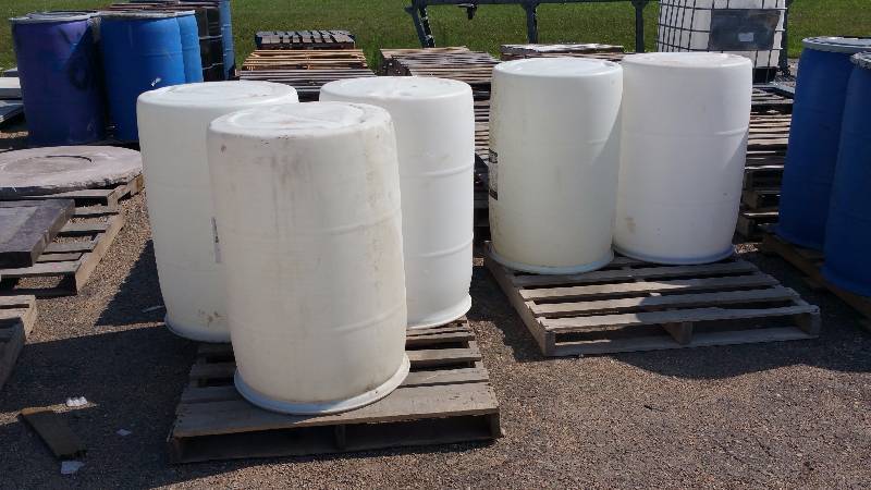 lot 75 image: (1) 55 Gallon Heavy Duty Plastic Barrel