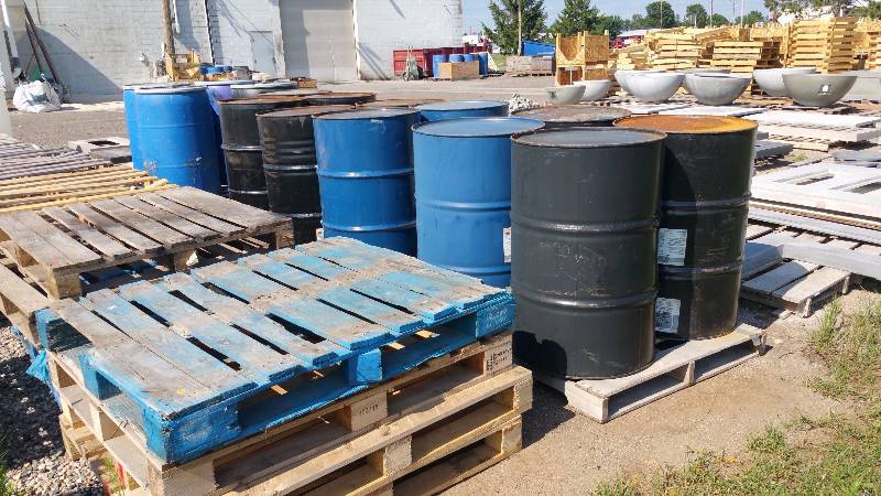 lot 91 image: Steel 55 Gallon Barrel  Drum