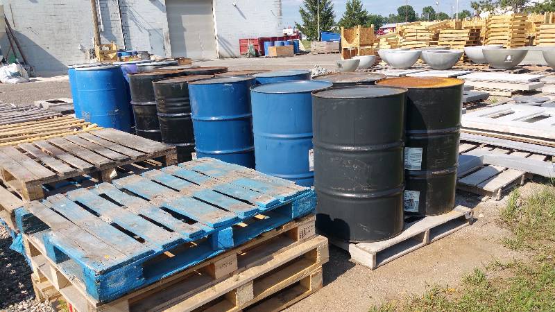 lot 92 image: Steel 55 Gallon Barrel  Drum
