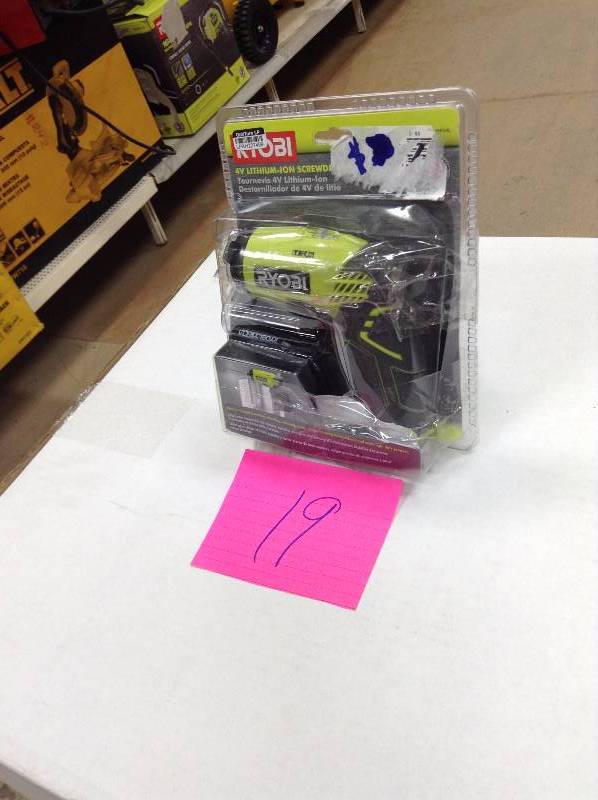 Ryobi 4-Volt Lithium-Ion Screwdriver Kit in like New working conditions