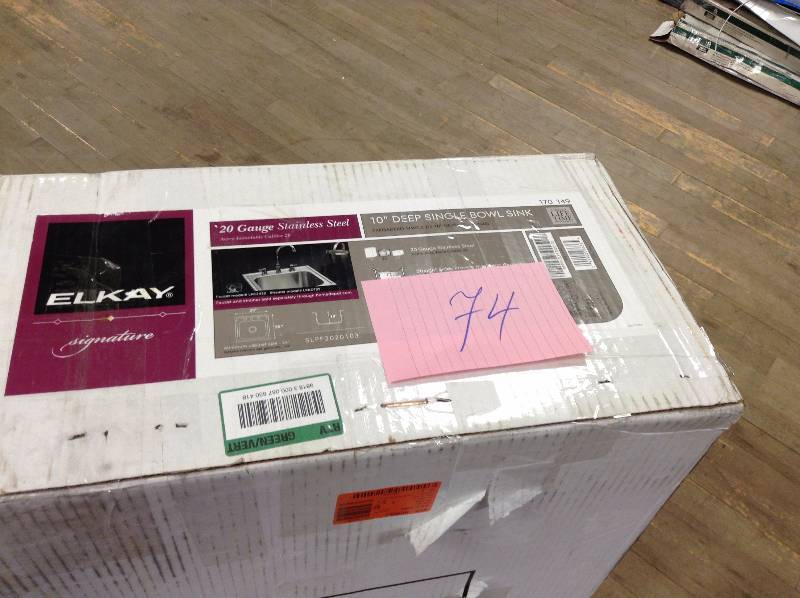 Elkay Signature 20 in. x 20 in. 3Hole Stainless Steel Top open box never used