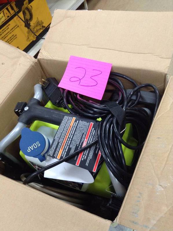 RYOBI 1600 PSI Pressure Washer in like New working conditions