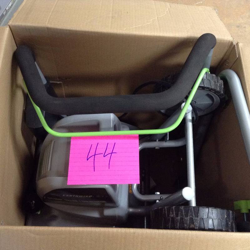 Earthwise 11 in. 8.5 Amp Electric Tiller and Cultivator in working conditions