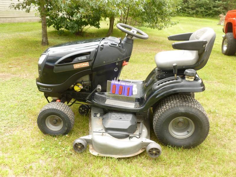 SnS Auctions # 272 Craftsman rider & generator and compressor.