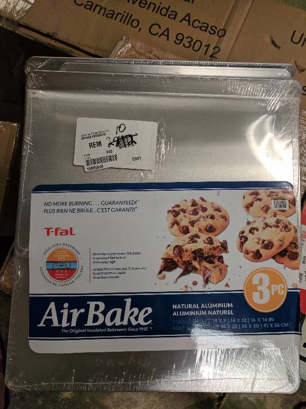 lot 10 image: T-fal AirBake Ultra 3-Pc. Cookie Sheet Set