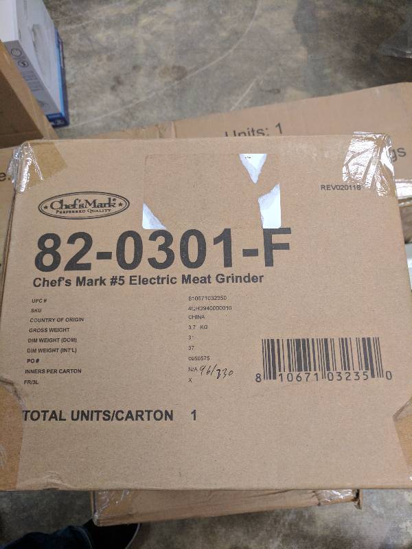 lot 11 image: Chefs Mark Electric Meat Grinder