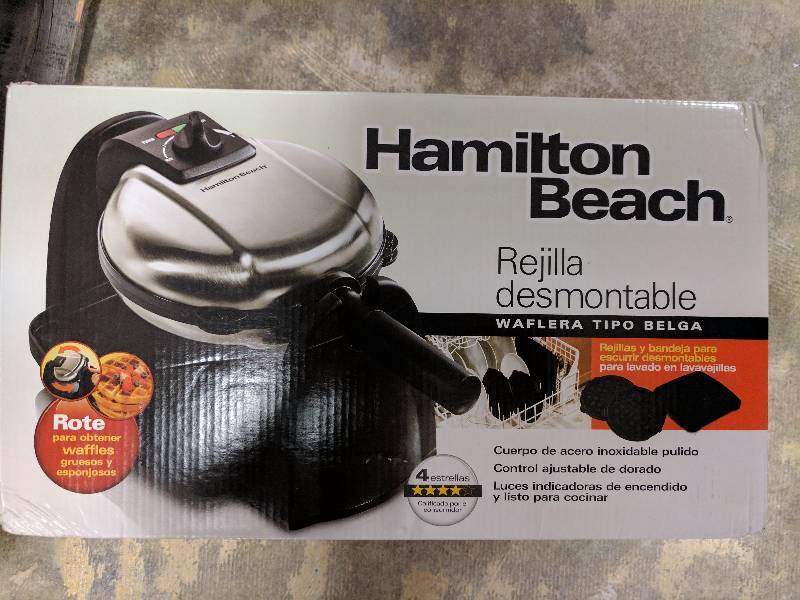 lot 14 image: Hamilton Beach Flip Belgian Waffle Maker
