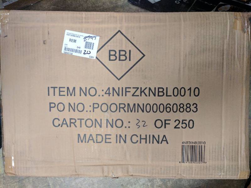 lot 20 image: Chef�s Mark 650-Watt Stand Mixer with Accessories - Black