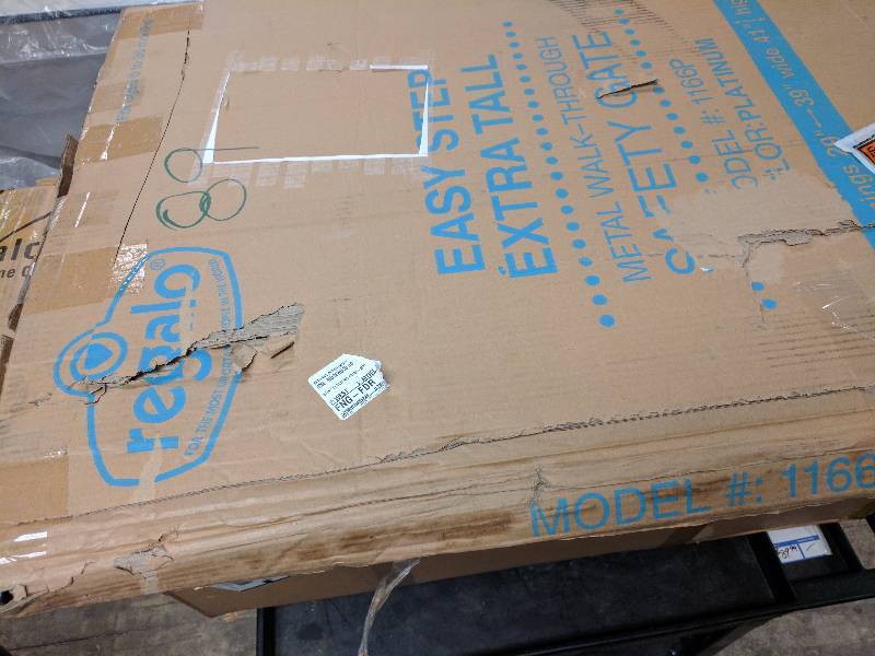 lot 89 image: Easy Step Extra Tall Platinum Walk Through Gate - Platinum