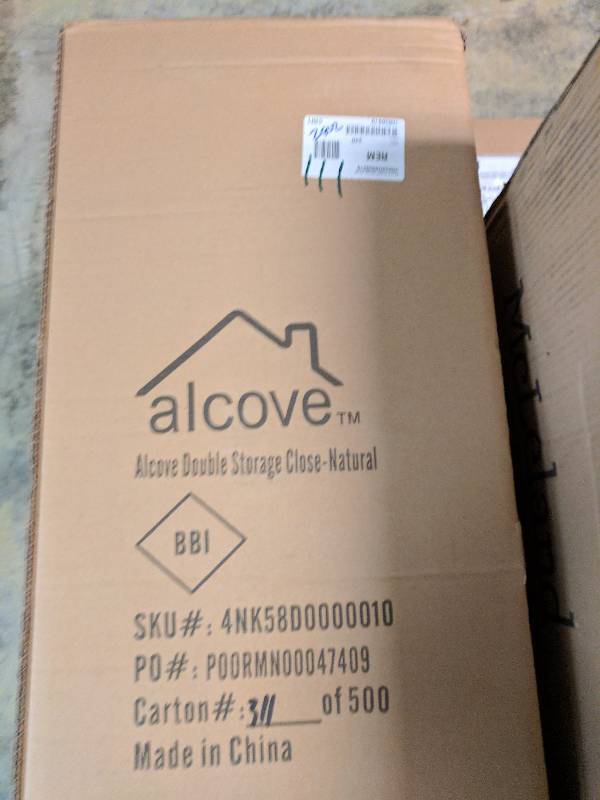 lot 111 image: Alcove double storage closet