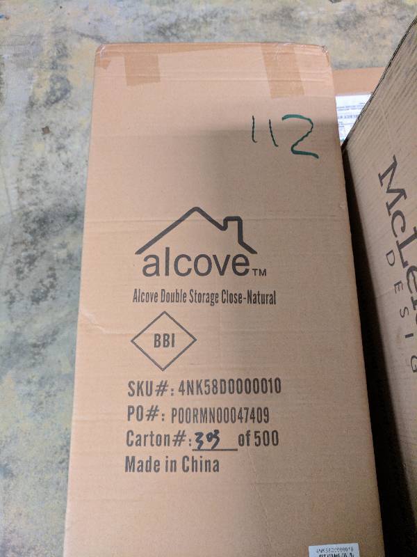 lot 112 image: Alcove double storage closet