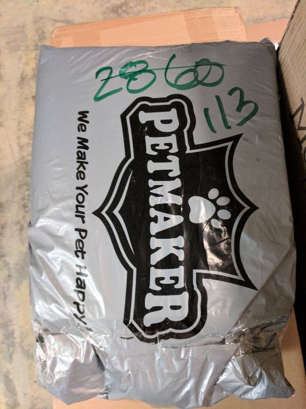 lot 113 image: PETMAKER Cozy Kitty Tent Igloo Blue Small