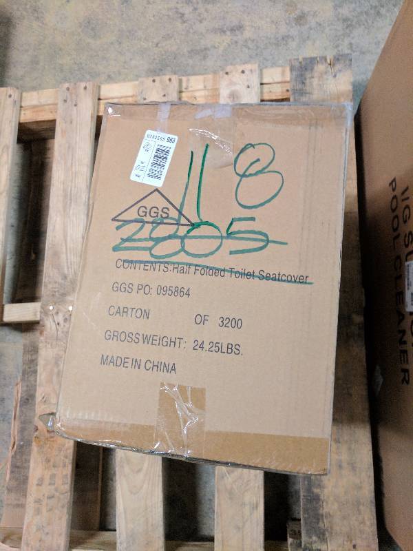 lot 118 image: Classic Cuisine Cool-Touch 1-Liter Deep Fryer with Wire Fry Basket