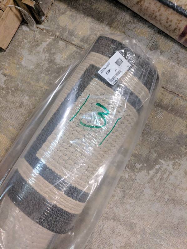 lot 131 image: alcove Trenton 3-Pc. Area Rug Set - Gray