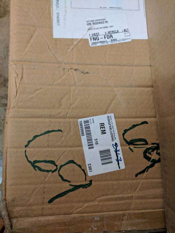 lot 69 image: Victoria Classics Jackie 3-Pc. Quilt Set - King Blue