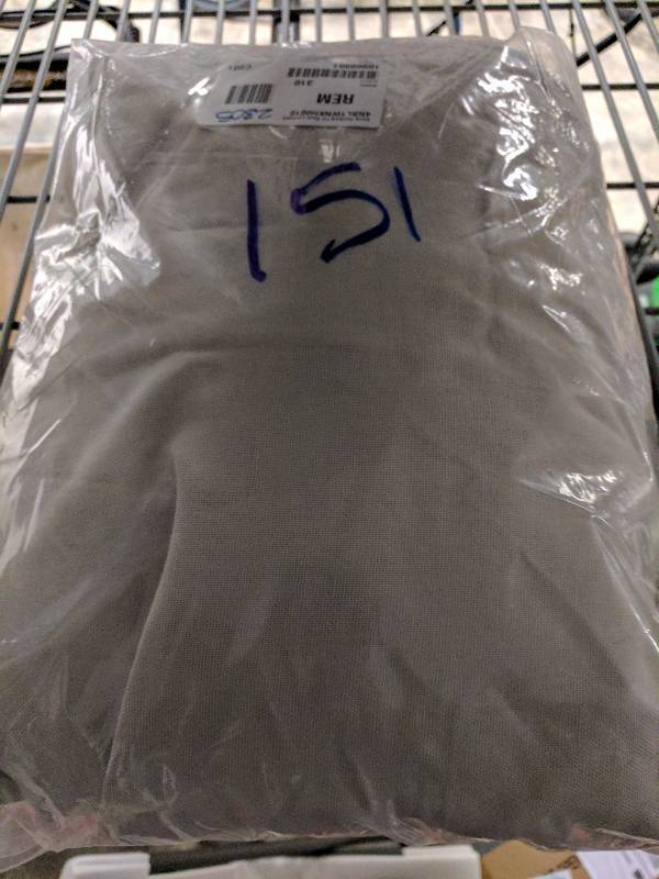 lot 151 image: Serta Relaxed Fit Cotton Duck Loveseat Slipcover - Khaki