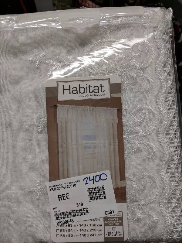 lot 195 image: AnnaMaria 55 x 16 Macrame Valance - White Beige