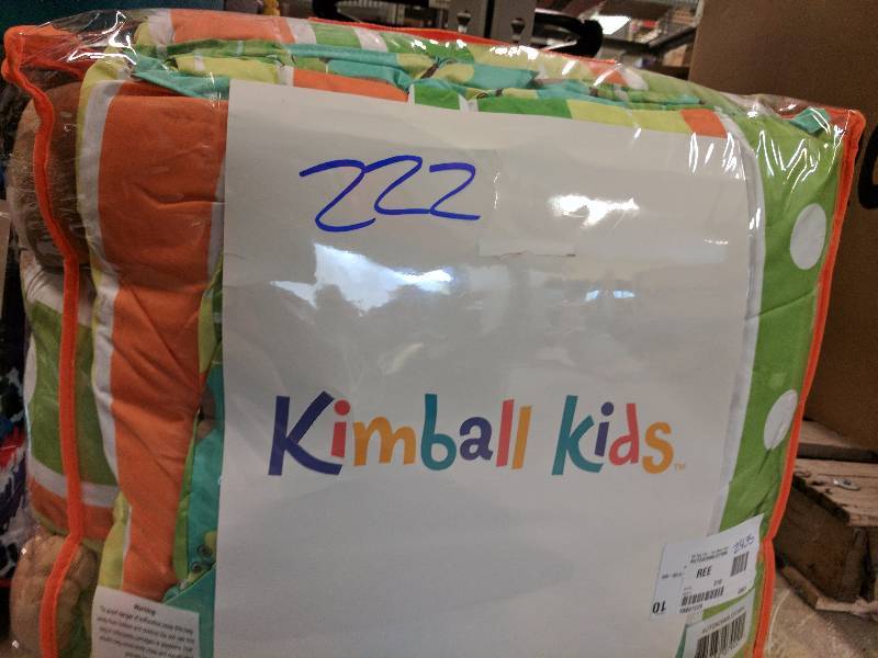 lot 222 image: Kimball Kids Pup 7-Pc. Bed Set  Zoomate - Twin