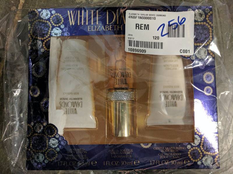 lot 256 image: Womens White Diamonds 3-Pc. Gift Set by Elizabeth Taylor