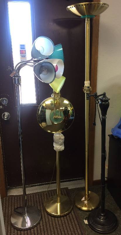 lot 7 image: Floor Lamps